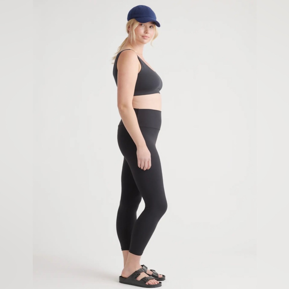 Quince Black Ultra-Form High-Rise Legging / Low Compression Inseam 25” MediumNWT - Picture 5 of 11